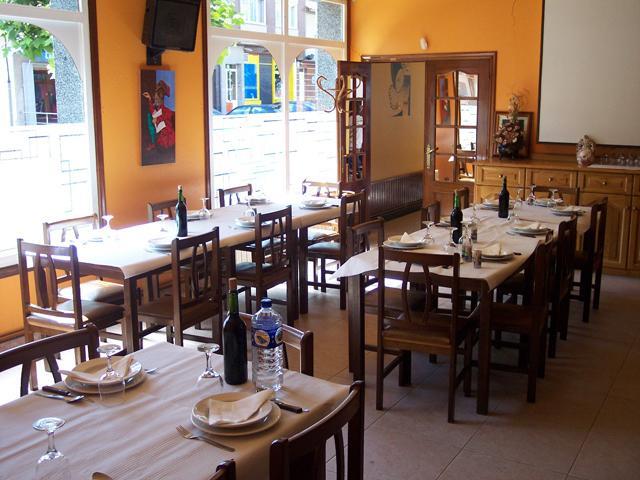Hotel Restaurante Pizzeria Abc Laracha Kültér fotó